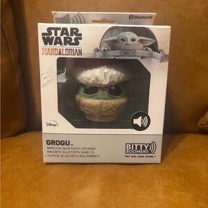 Bitty Boomers Star Wars The Mandalorian Grogu with Santa Hat-Mini Bluetooth Spkr
